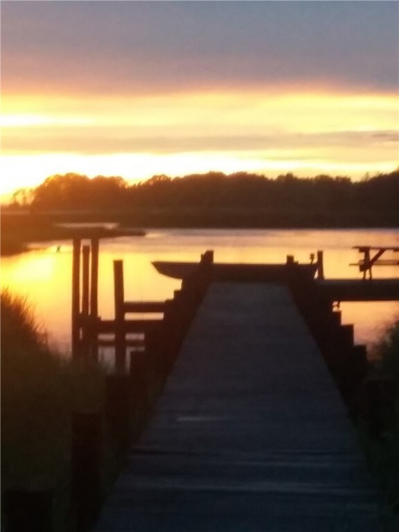 901 Circle Dr, Port Haywood, VA 23138 - photo 7