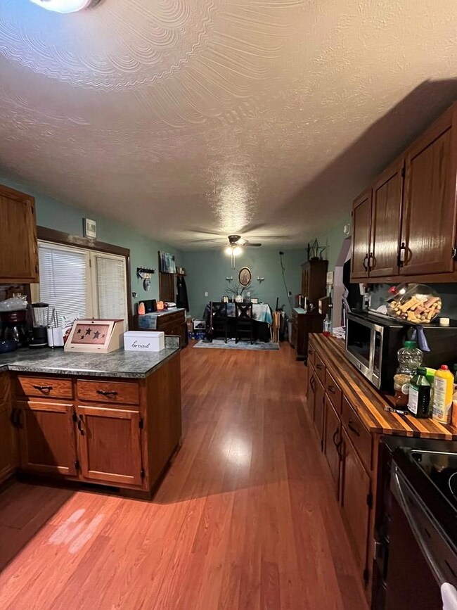 2786 Poplar Fork Rd, Franklin Furnace, OH 45629 - photo 7