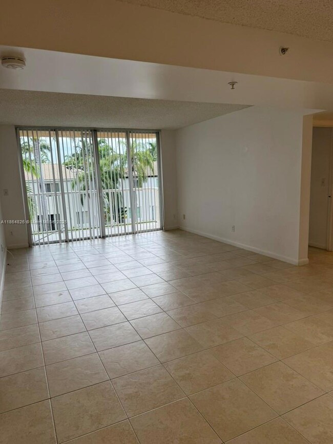 1450 SE 3rd Ave unit 307, Dania Beach, FL 33004 - photo 2