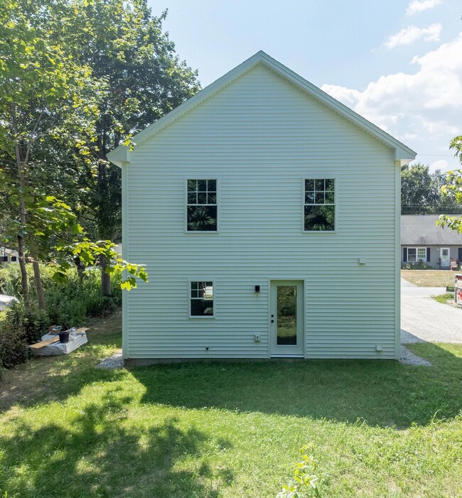 11 Spring St, Lisbon, ME 04250 - photo 2