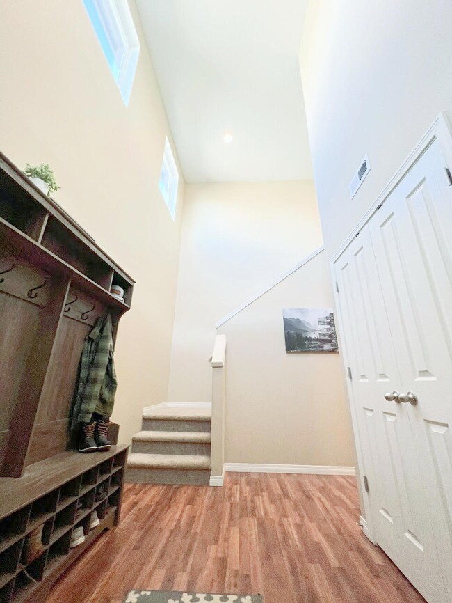 Entry up 2