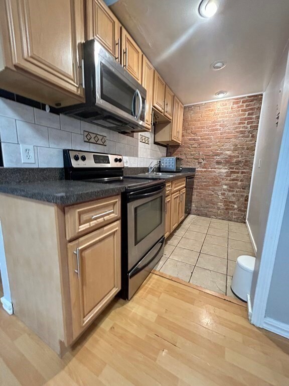 220 Western Ave unit 3, Cambridge, MA 02139 - photo 7