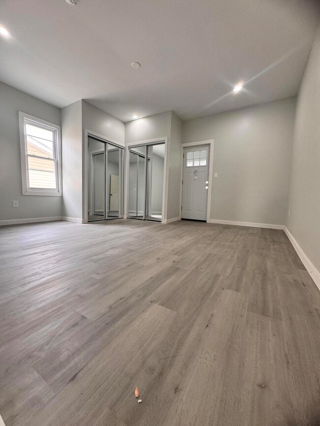 29 Cliff St unit 1, Pittston, PA 18640 - photo 5