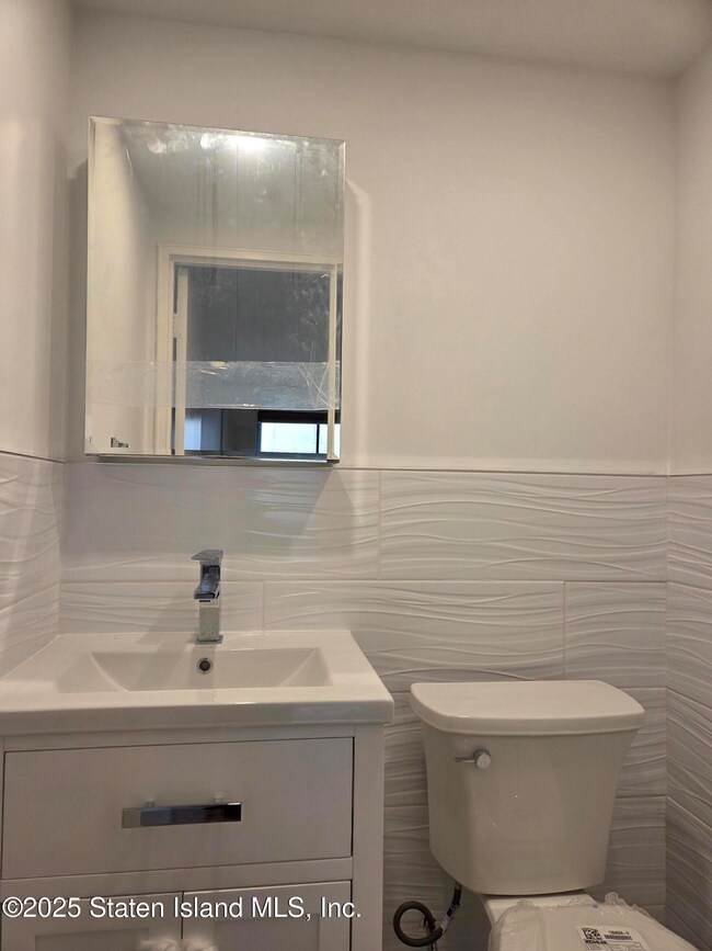 Elmwood Park Condos unit 2B, Staten Island, NY 10314 - photo 4