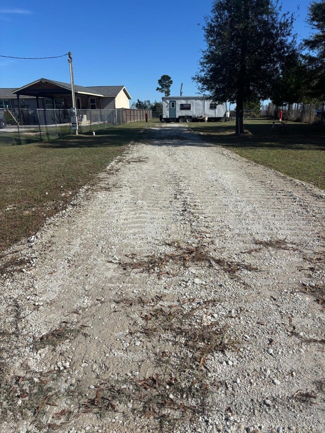 1032 Rd 3570, Cleveland, TX 77327 - photo 2