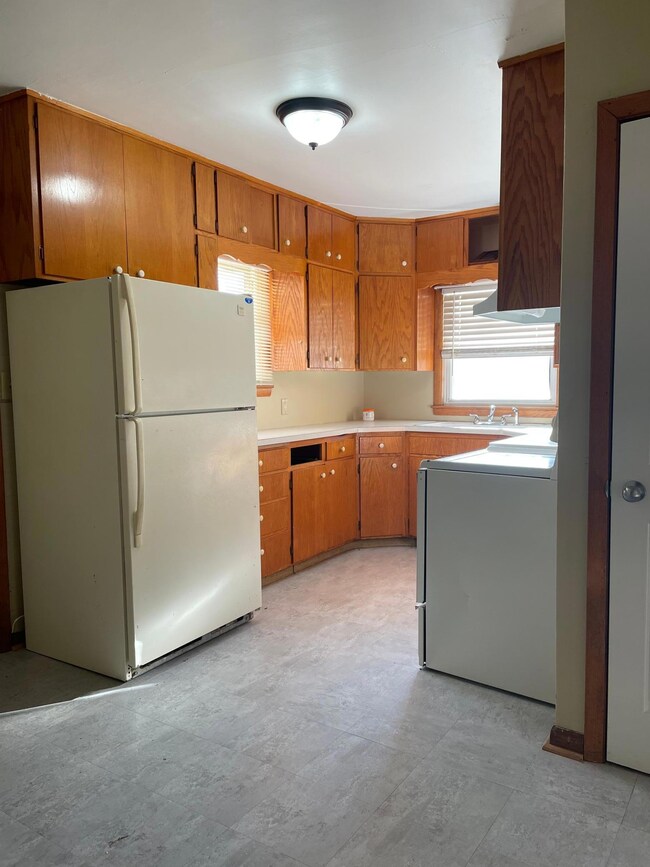 804 12th Ave SW, Austin, MN 55912 - photo 5