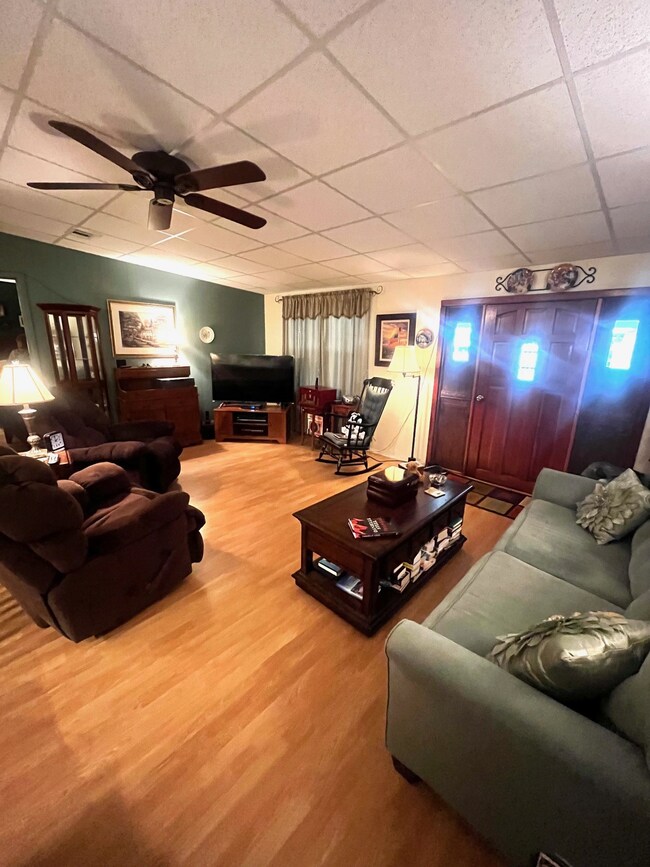 1005 Hyde Park Cir unit 136, Winter Garden, FL 34787 - photo 4