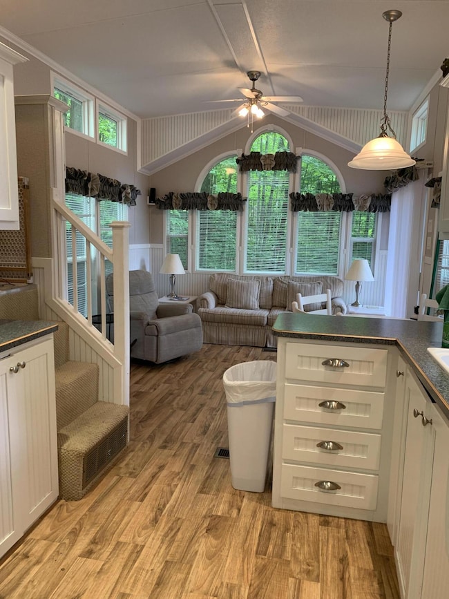 Kitchen/Living Space