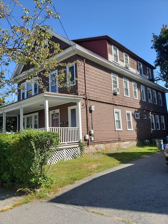 92 Exeter St, Lawrence, MA 01843 - photo 2