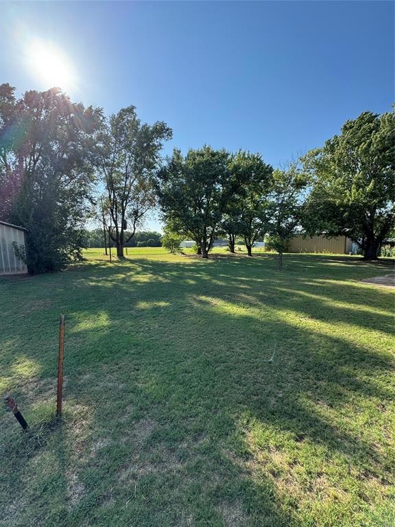 501 N Cedar St, Seiling, OK 73663 - photo 5