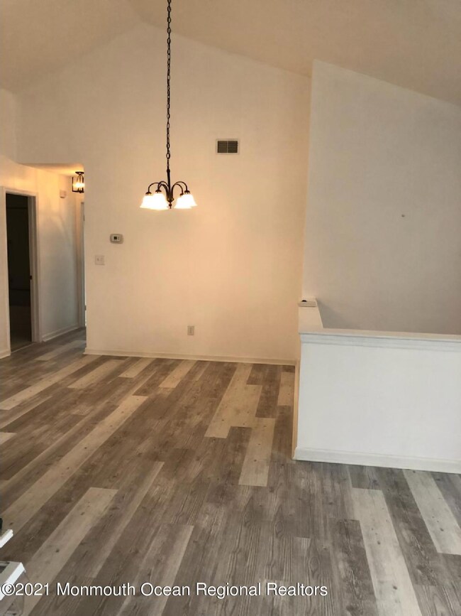 70F Winthrop Rd, Monroe Township, NJ 08831 - photo 4