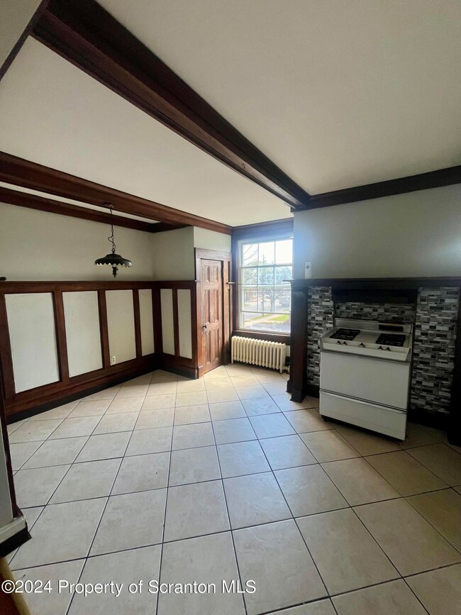 45 Pierce St unit 2, Kingston, PA 18704 - photo 7