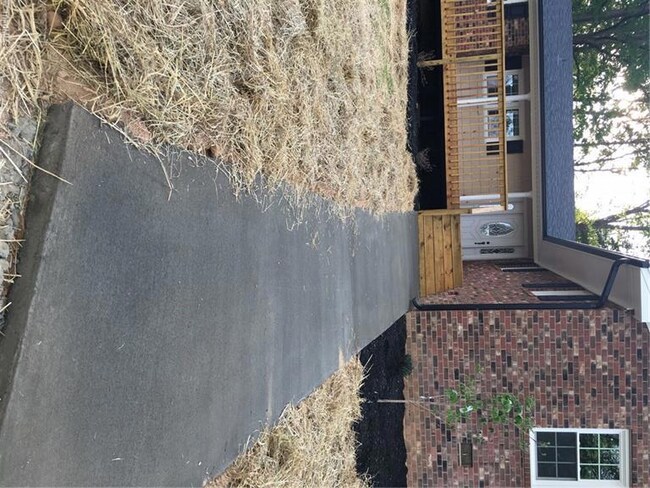 2388 Lambert Dr, Asheboro, NC 27205 - photo 4