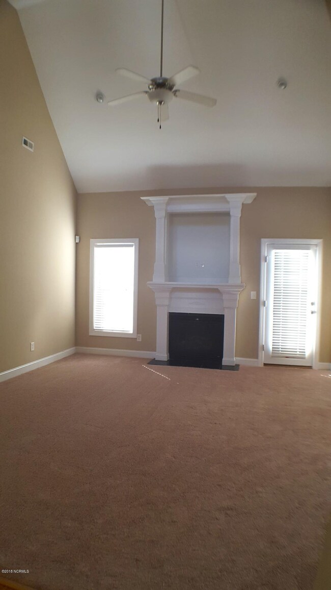 482 Williamston Dr, Winterville, NC 28590 - photo 4