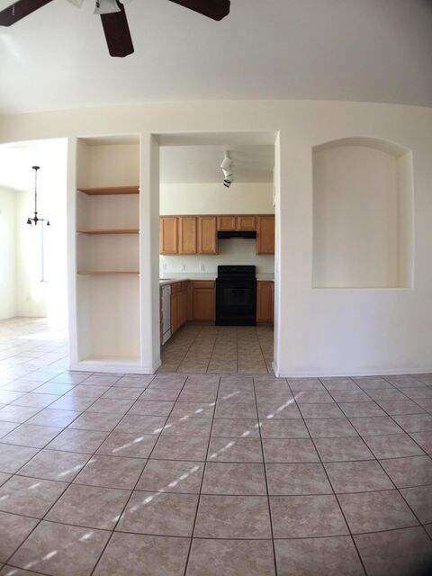Custom paint and designer niches