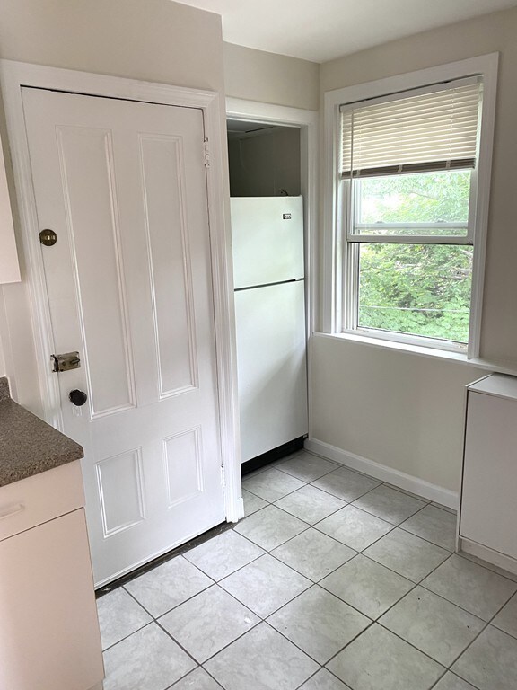 1139 Beacon St unit 3, Newton Highlands, MA 02461 - photo 7