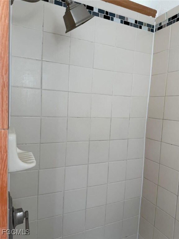 1248 Columbus Blvd, Fort Myers, FL 33913 - photo 7