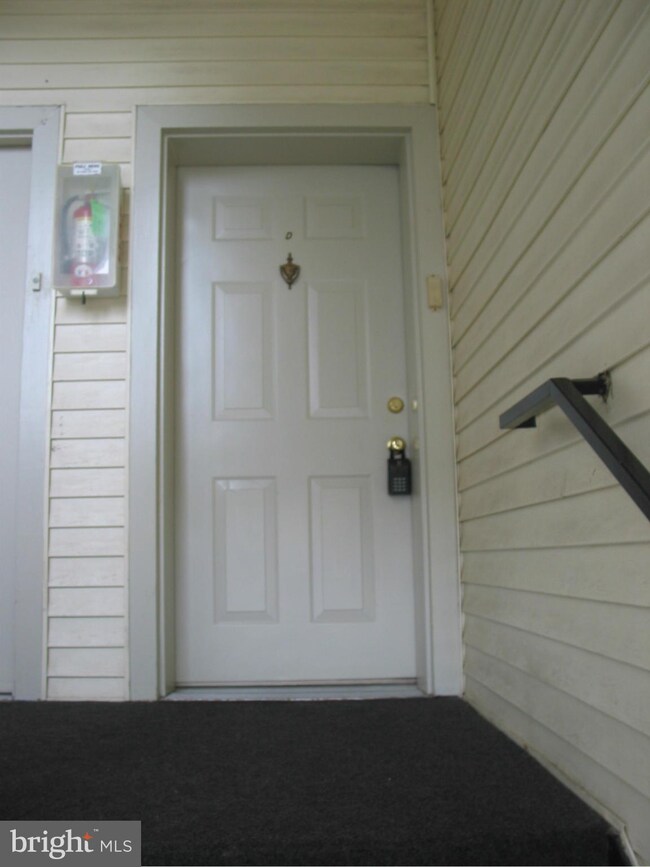 14903 Mckisson Ct unit D, Silver Spring, MD 20906 - photo 2