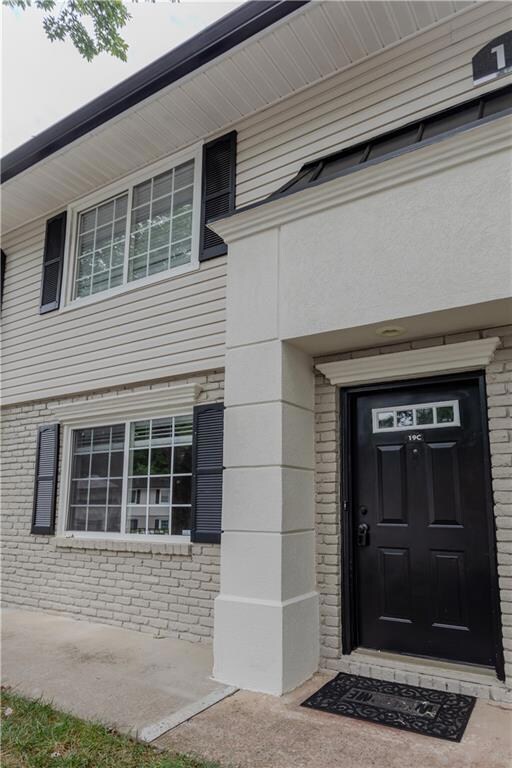 6940 Roswell Rd unit 19C, Atlanta, GA 30328 - photo 2