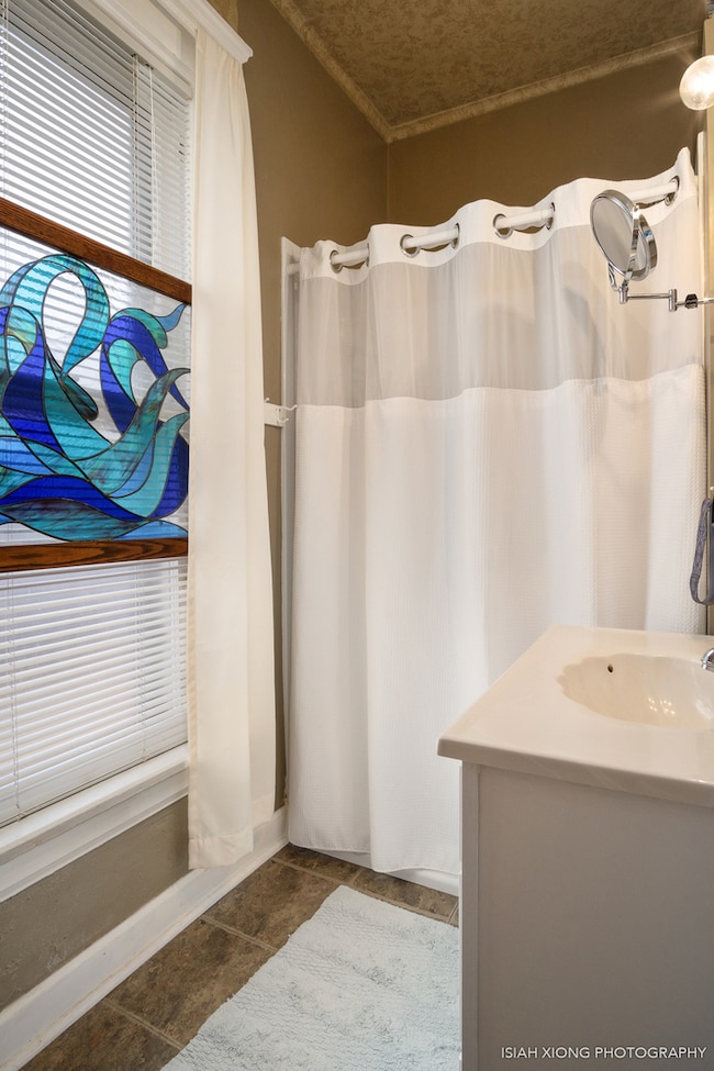 19 S Van Buren St, Batavia, IL 60510 - photo 7