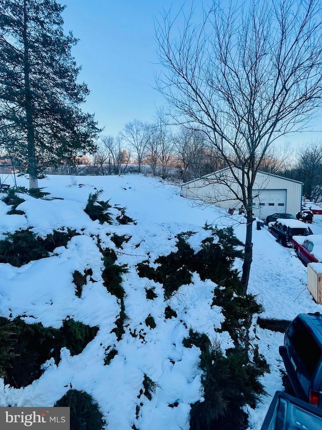 6302 Game Preserve Rd, Schnecksville, PA 18078 - photo 3