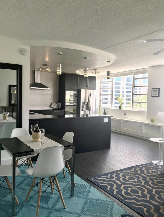 Birch Square Condos unit 404, Fort Lauderdale, FL 33304 - photo 4