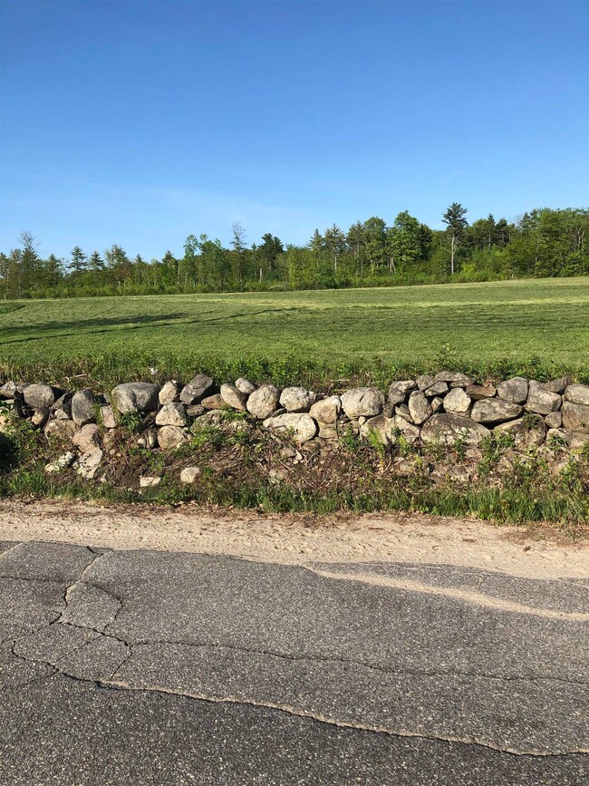 525 Old Stage Rd, Brookfield, NH 03872 - photo 6