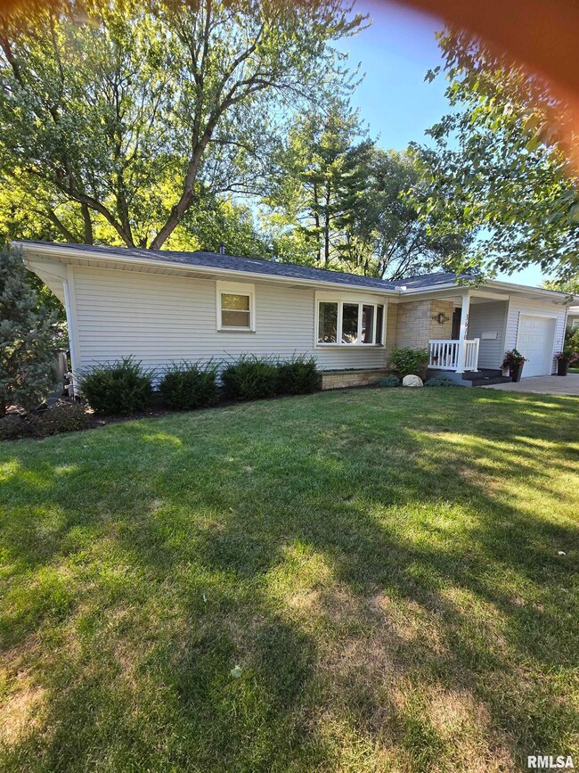 3610 35th Ave, Rock Island, IL 61201 - photo 2