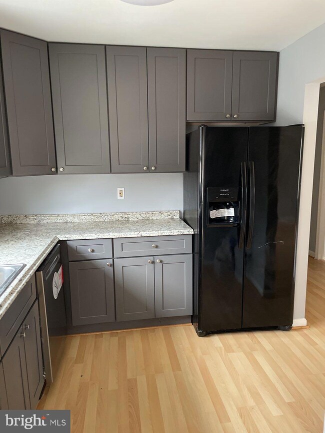 9341 Guilford Rd, Columbia, MD 21046 - photo 4