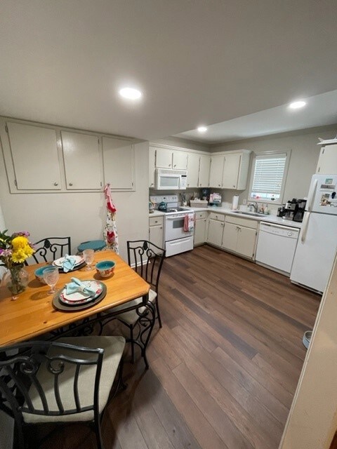 607 W Island Square Dr, Saint Simons Island, GA 31522 - photo 2