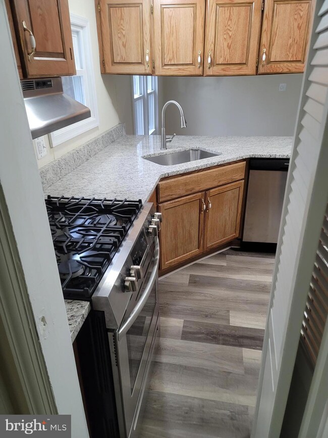 27145 Oaklawn Cir, Ruther Glen, VA 22546 - photo 7