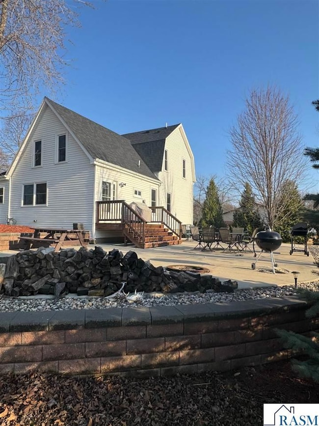 105 1st St S, Elysian, MN 56028 - photo 2