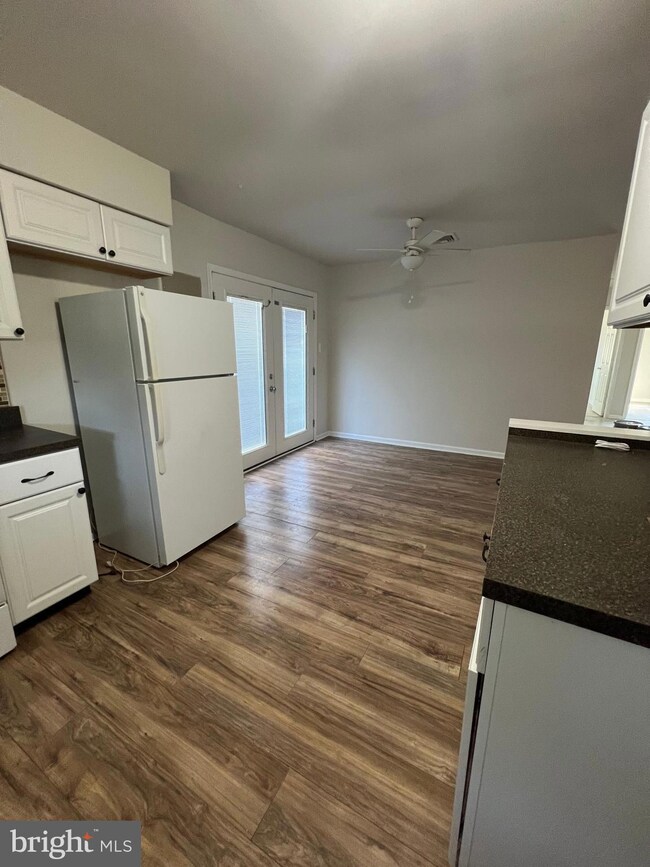 468 Cooper Folly Rd, Atco, NJ 08004 - photo 5