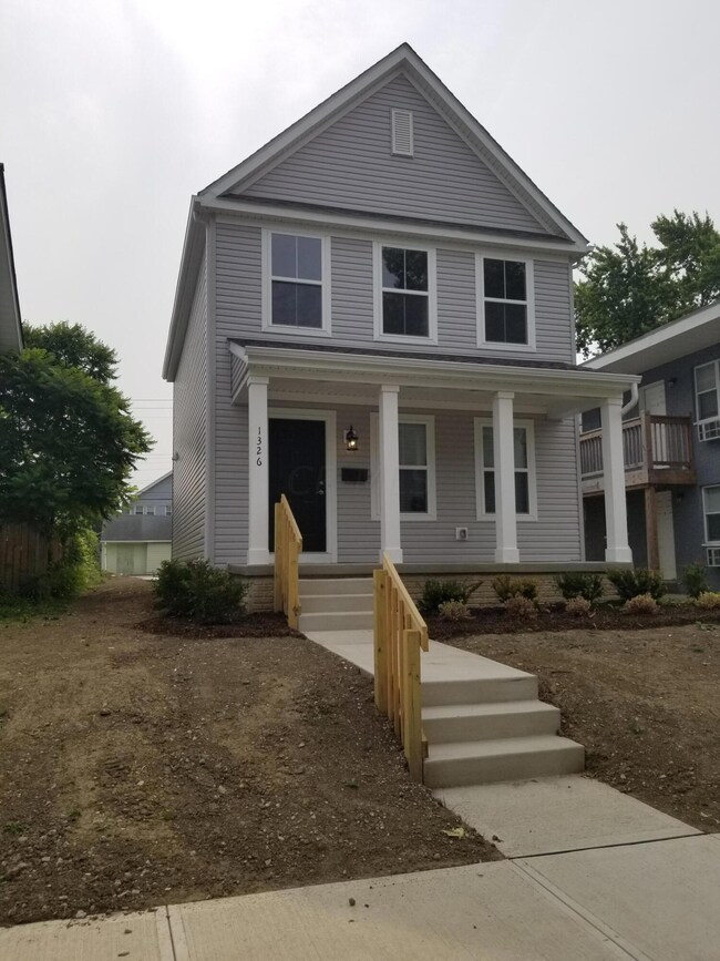 1326 N 5th St, Columbus, OH 43201 - photo 2