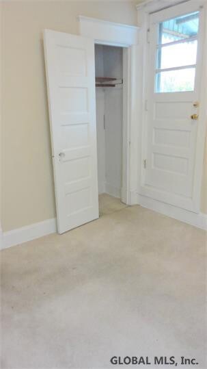 390 Mountain St, Albany, NY 12209 - photo 7