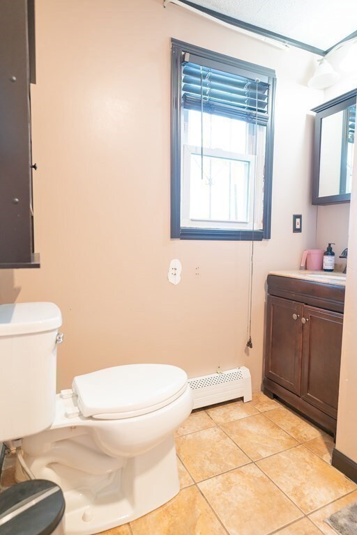 8 Osgood St, Lawrence, MA 01843 - photo 5