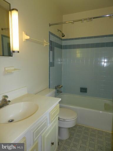 10800 Piedmont Dr, Fredericksburg, VA 22407 - photo 7