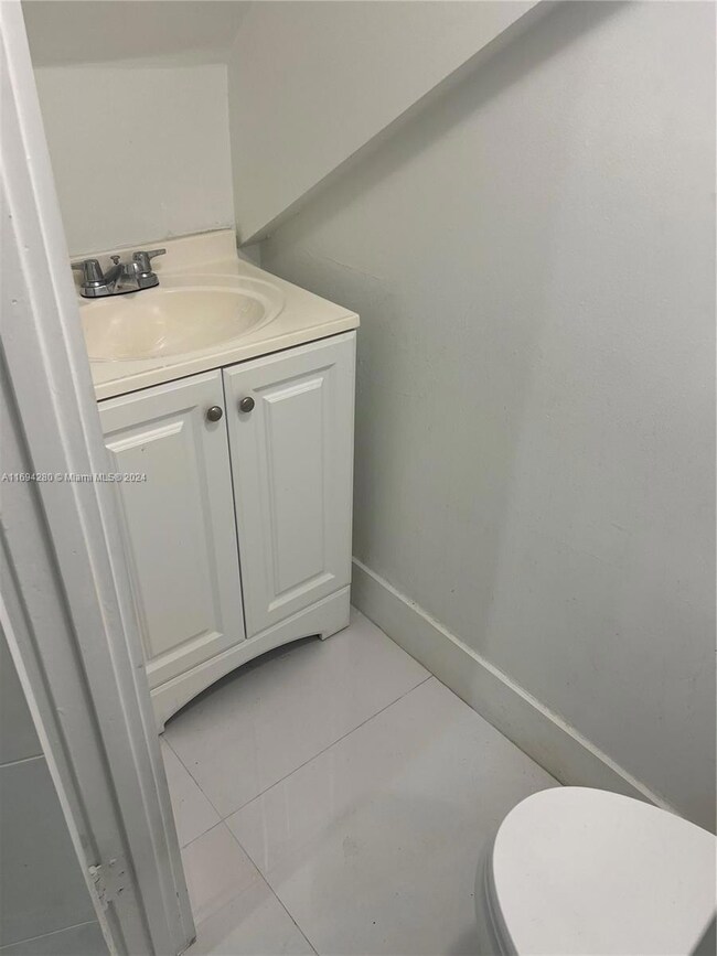 4388 W 10th Ln unit 59, Hialeah, FL 33012 - photo 6
