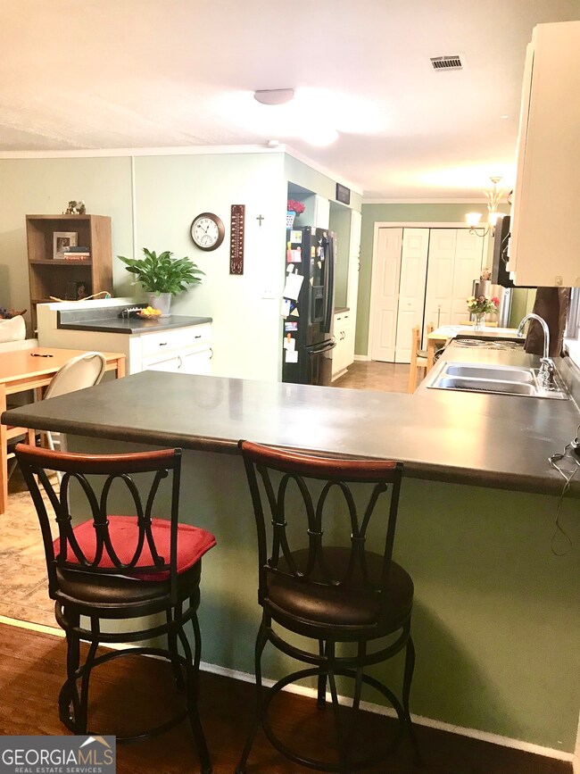 110 Crawford Cir, Newnan, GA 30265 - photo 6