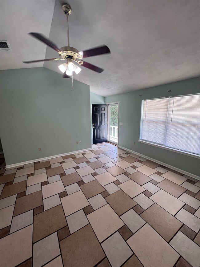 28 Ann Cir, Crawfordville, FL 32327 - photo 5