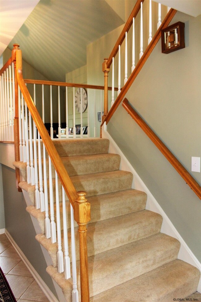 150 Droms Rd, Schenectady, NY 12302 - photo 3