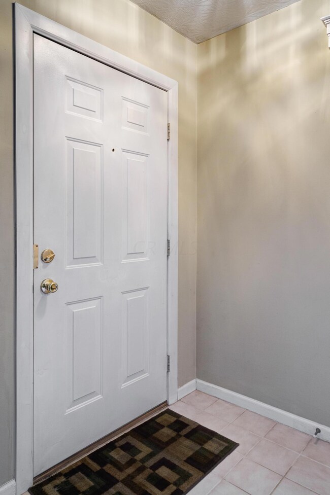 8358 Greyhawk Cir
