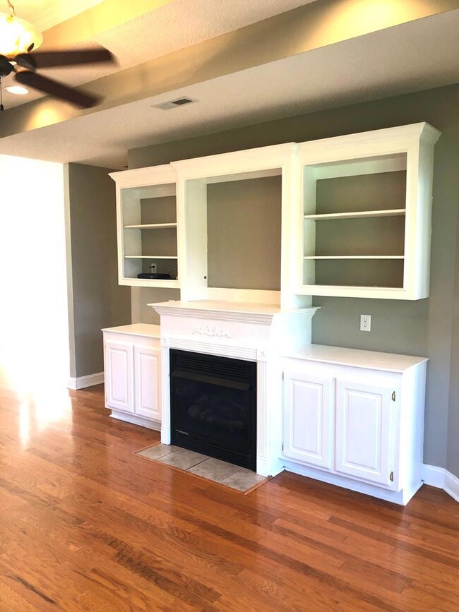 Spacious, Open Great Room