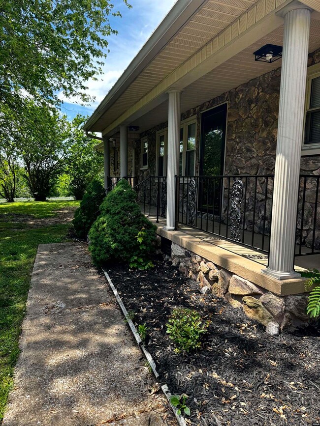 121 Easley St unit 125 Easley, Troy, TN 38260 - photo 4