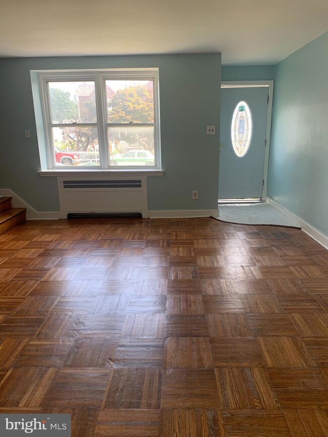 7241 Spruce St, Upper Darby, PA 19082 - photo 2