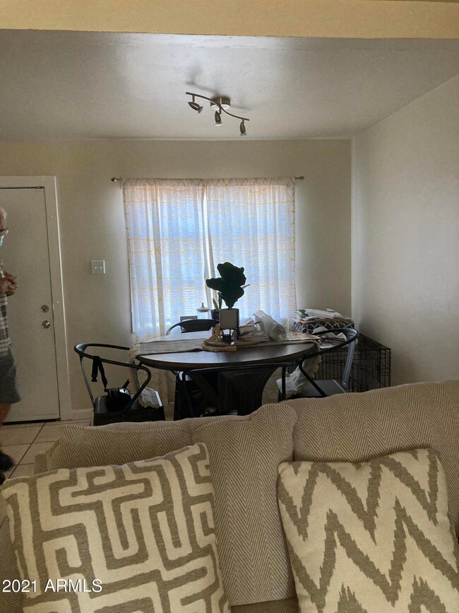 920 E Palm Ln, Phoenix, AZ 85006 - photo 7