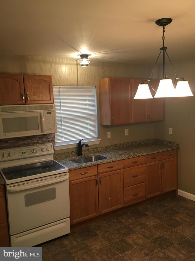 412 Three Bridge Rd, Newfield, NJ 08344 - photo 3