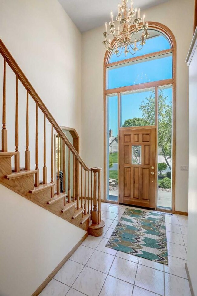 Web-Friendly-8031-Ranchview-Lane-North-Maple-Grove