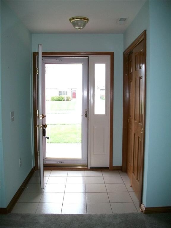 460 Reagan Cir, Franklin, IN 46131 - photo 3