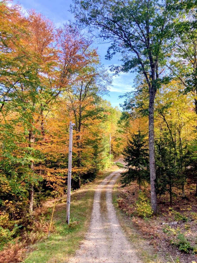 5 Windgate Terrace unit Lots 136 & 137, Haverhill, NH 03774 - photo 2